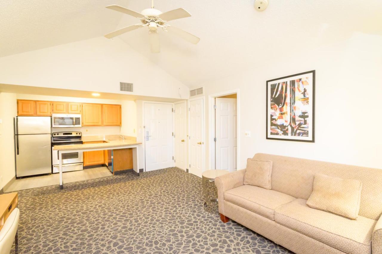 Philadelphia Suites At Airport - An Extended Stay Hotel Eksteriør billede
